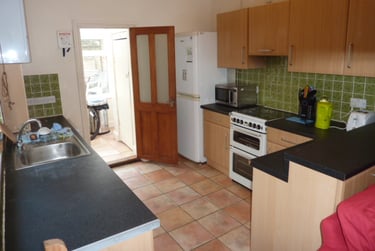 5 bed house, Chetwynd Road, Southsea, Portsmouth, PO40LZ - Image 4