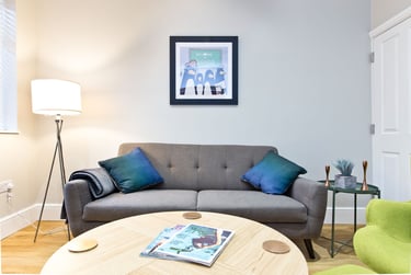 4 bed house, City road, Norfolk park, Sheffield, S25HF - Image 2