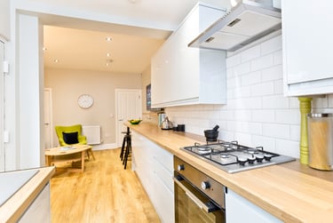 4 bed house, City road, Norfolk park, Sheffield, S25HF - Image 1