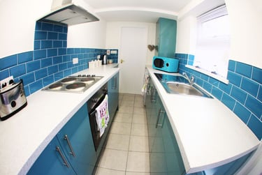 3 bed house, Tennyson street, Near university, Middlesbrough, TS14LZ - Image 2