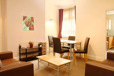 4 bed house, Moseley road, Fallowfield, Manchester, M146PD - Image 2