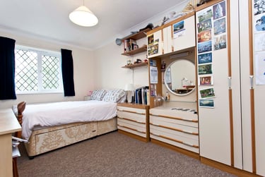 5 bed house, Baverstock Road, Talbot village, Bournemouth, BH125EX - Image 2