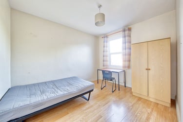 4 bed flat, Park Road, Near university, Kingston, KT26DE - Image 3