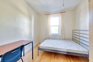 4 bed flat, Park Road, Near university, Kingston, KT26DE - Image 4