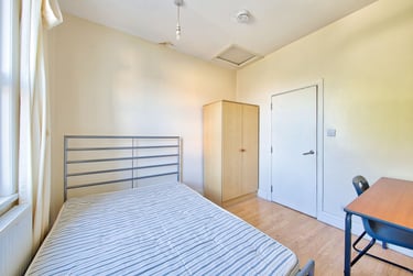4 bed flat, Park Road, Near university, Kingston, KT26DE - Image 5