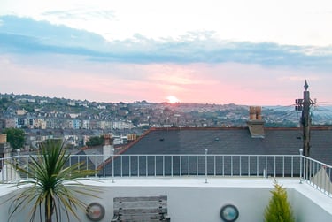 3 bed flat, Southern Terrace, Mutley, Plymouth, PL47LS - Image 1