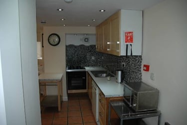 4 bed flat, Scarsdale road, Victoria park, Manchester, M145PZ - Image 6
