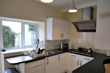 6 bed house, Greenbank avenue, St judes, Plymouth, PL48PU - Image 2