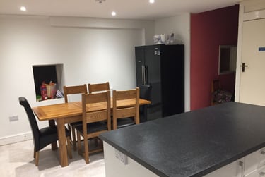 9 bed house, Tothill avenue,, Near university, Plymouth, PL48PH - Image 2