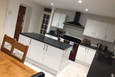 9 bed house, Tothill avenue,, Near university, Plymouth, PL48PH - Image 1