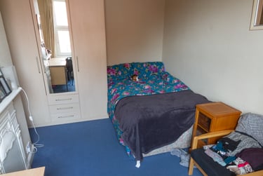 5 bed house, Hessle place, Hyde park, Leeds, LS61EG - Image 5