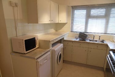 1 bed flat, Minute walk to university, Middle Street, Near university, Portsmouth, PO54BX - Image 6