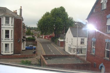 3 bed flat, Blackboy Road, City centre, Exeter, EX46SG - Image 1