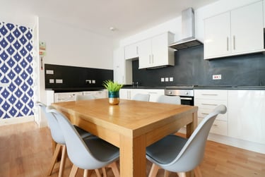 13 bed house, Lipson road, Lipson, Plymouth, PL48PN - Image 3