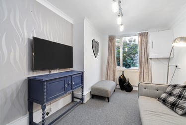 6 bed house, Beaumont Road, City centre, Plymouth, PL49BA - Image 1