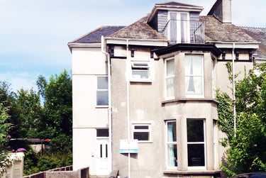 2 bed flat, Alexandra Road, Mutley plain, Plymouth, PL47EF - Image 1