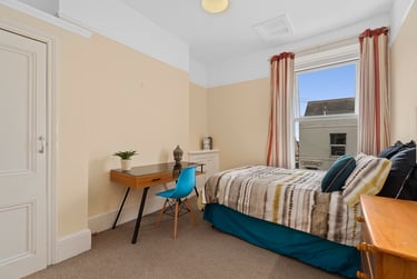 7 bed house, Radnor Street, Near university, Plymouth, PL48DR - Image 1