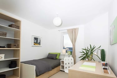 Standard 3 Bed Flat at Trinity Court, 9 Pittodrie Street, Old Aberdeen, Aberdeen, AB245QU - Image 1