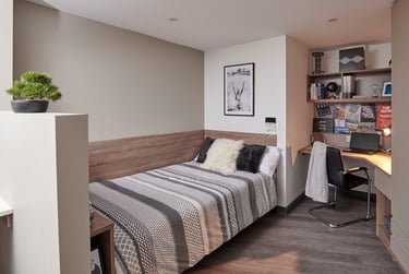 Standard Plus Studio at Trinity View, Friar's Road, City Centre, Coventry, CV12JE - Image 1