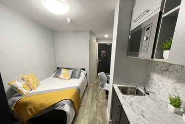 Premium Studio at Hockley Point, 2 Boston Street, City Centre, Nottingham, NG11BG - Image 3