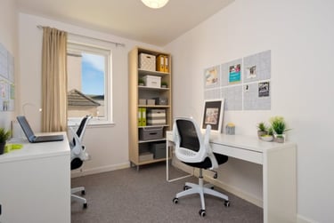 Premium 2 Bed Maisonette With Study - Image 8