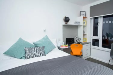 Executive Studio at Fraser Studios, 140 Causewayend, City Centre, Aberdeen, AB253TN - Image 2