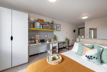 Premium Studio at Riverside, Sturry Road, City Centre, Canterbury, CT11SZ - Image 1
