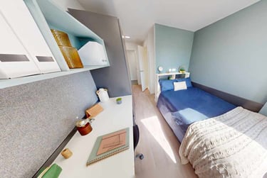Accessible Ensuite at Enso, Hawkins Road, Hythe Quays, Colchester, CO28YZ - Image 1