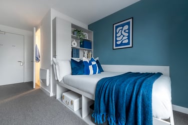 Luxe En Suite - Image 1