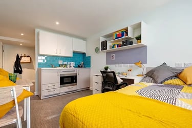 Premium Studio - Image 1
