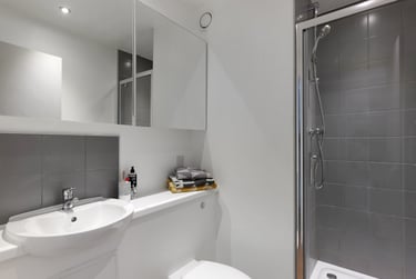 Corner Studio - Image 5