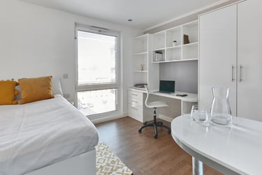 Premier Studio Plus at Hope Street, Hope Street, City Centre, Liverpool, L19BP - Image 1