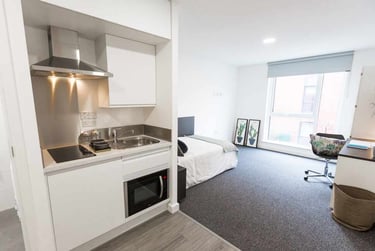 Premium Studio - Image 1