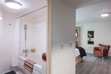 Studio - Gold at The Lyra, Portal Way, North Acton, London, W36BX - Image 2