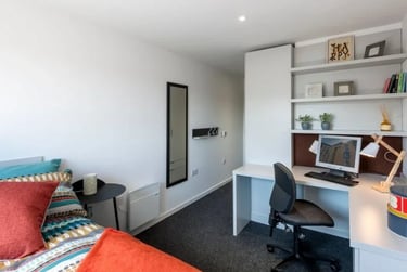 Standard Ensuite - Image 1