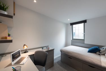 Classic Ensuite - Image 2