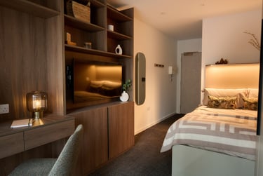 Bronze Studio (Floors 2 - 9) - Image 1