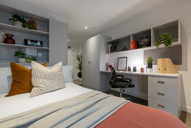 Premium Plus En Suite - Image 1