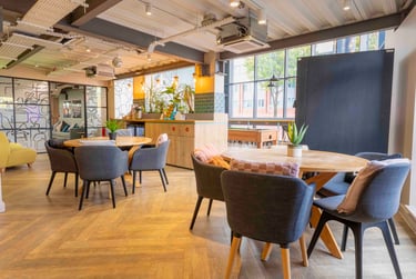 Gold En Suite Plus at iQ Bristol, Marlborough Street, City Centre, Bristol, BS13EQ - Image 6