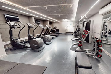 Bronze En Suite at iQ Kingston, 15 Wood Street, City Centre, Kingston, KT11TY - Image 4