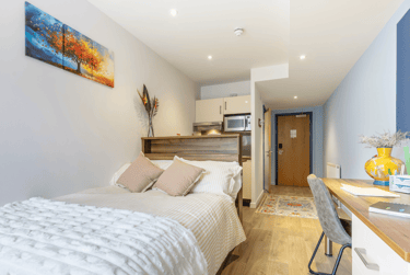 Central Studios Student Halls, 4 Greyfriars Road, City Centre, Reading, RG1 1NP - Image 1