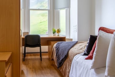 Alexandra Hall Student Halls, Victoria Terrace, City Centre, Aberystwyth, SY23 2DH - Image 1