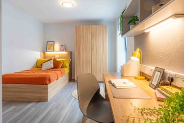iQ Sterling Court Student Halls, 6 Lakeside Way, Wembley, London, HA9 0BU - Image 2