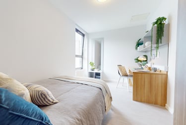 iQ Sterling Court Student Halls, 6 Lakeside Way, Wembley, London, HA9 0BU - Image 3