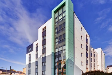 Deluxe Ensuite at The Old Dairy, 14 Regent Street, Cookworthy, Plymouth, PL48BA - Image 8