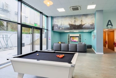 Deluxe Ensuite at The Old Dairy, 14 Regent Street, Cookworthy, Plymouth, PL48BA - Image 10
