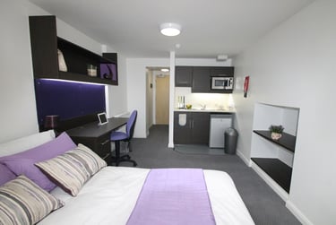 The Square Student Halls, 58 North Road East, Mutley, Plymouth, PL4 6AJ - Image 1