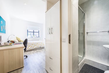 Castle Hill Student Halls, 3 Histon Rd, City Centre, Cambridge, CB4 3BF - Image 2