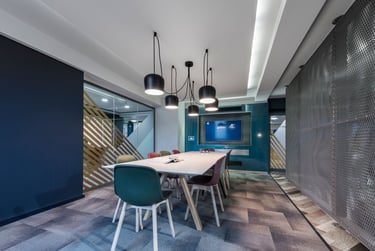 Studio - Platinum at The Kingfisher, Western Way, Newtown, Exeter, EX12DE - Image 2