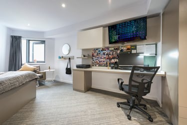 Studio - Platinum at The Kingfisher, Western Way, Newtown, Exeter, EX12DE - Image 6